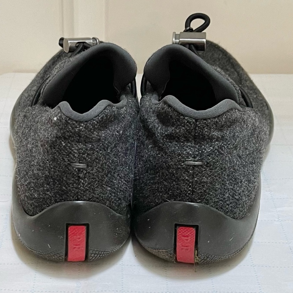 Authentic Prada classic toggle wool loafers - Picture 6 of 14